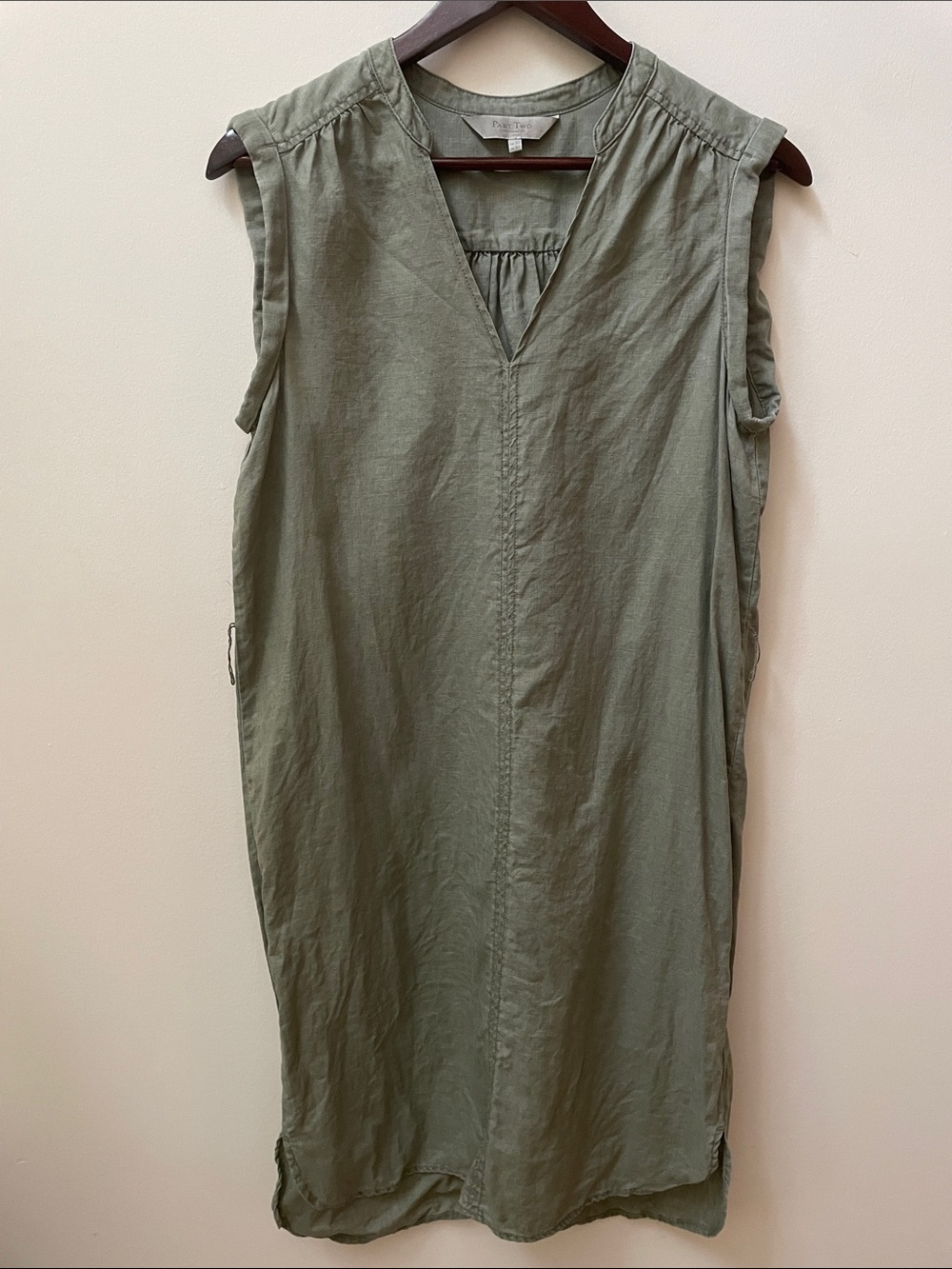 Part Two 100% Linen Sleeveless Olive V-Neck Shift Dress